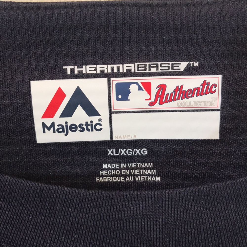Majestic Thermabase Authentic NY Yankees pullover - Picture 8 of 8